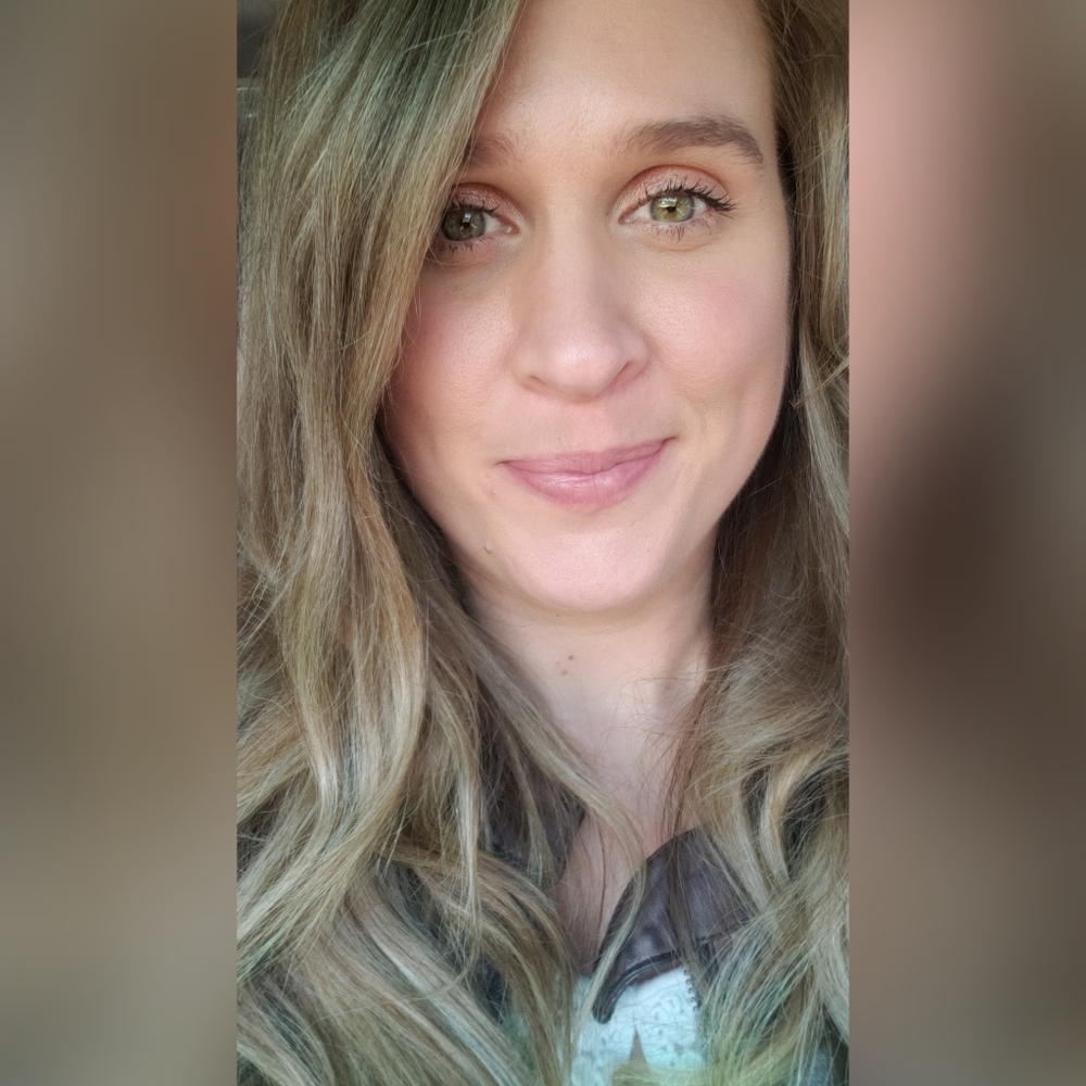 Meet your Posher, Gina